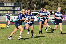 Abbi Parry with the ball for the Bulls.