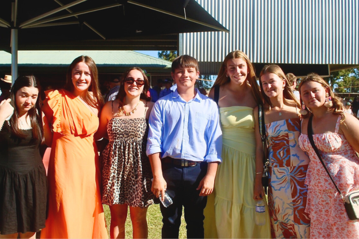 Georgia Dowe, Alani Wright, Gracie Griffiths, Sam Taylor, Macy Griffiths and Evie Taylor. Photos by The Nyngan Weekly: Abigail McLaughlin.